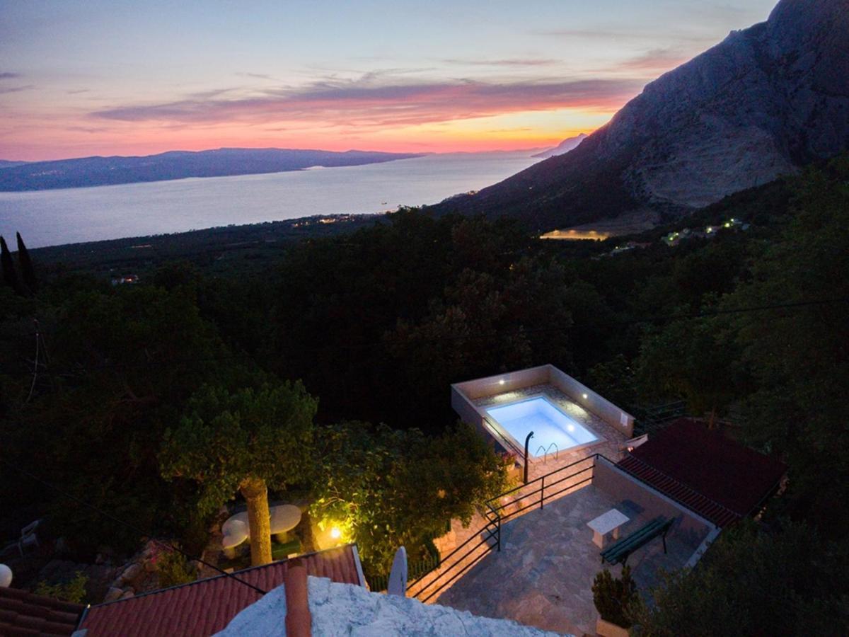 Villa Stone House Nikolina With Heated Pool Bast Exterior foto