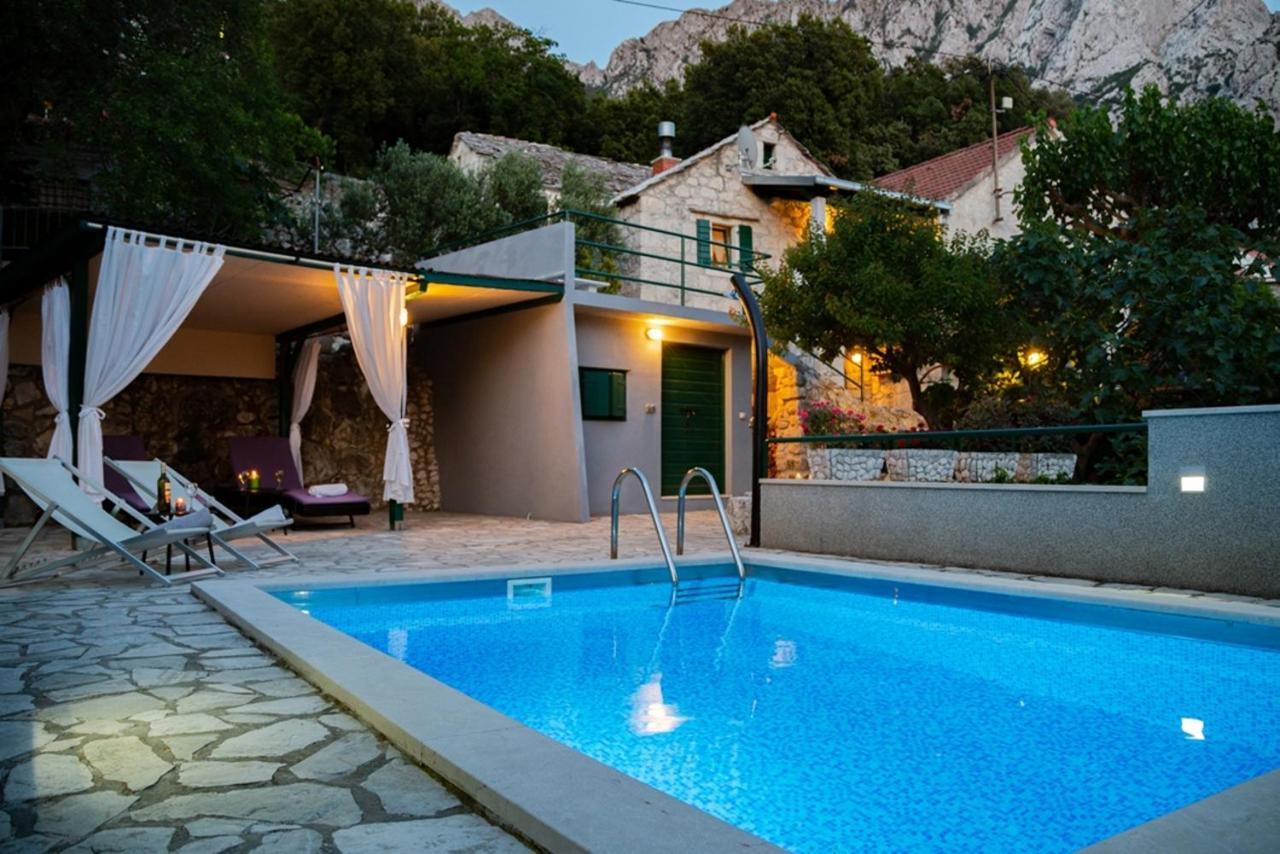 Villa Stone House Nikolina With Heated Pool Bast Exterior foto